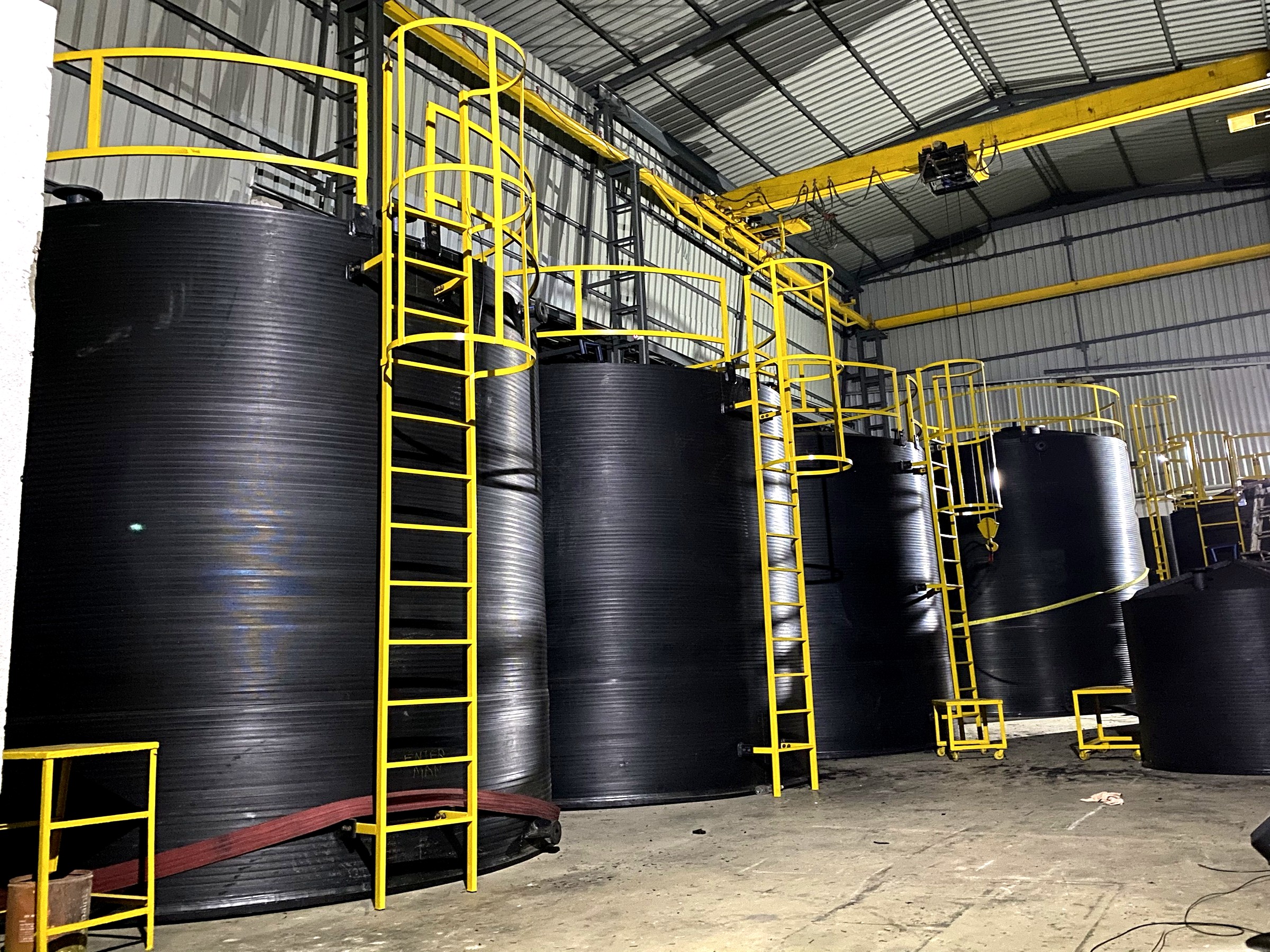 ACFI reaction vessels and scrubbing system